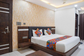 FabHotel Jalsa DLX
